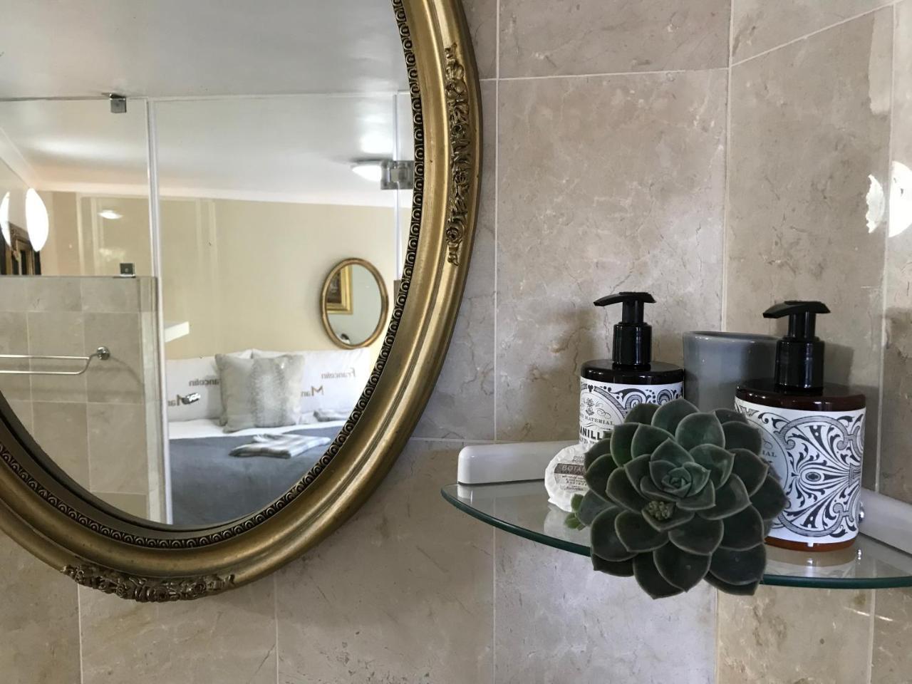 허머너스 Francolin Manor B&B 외부 사진
